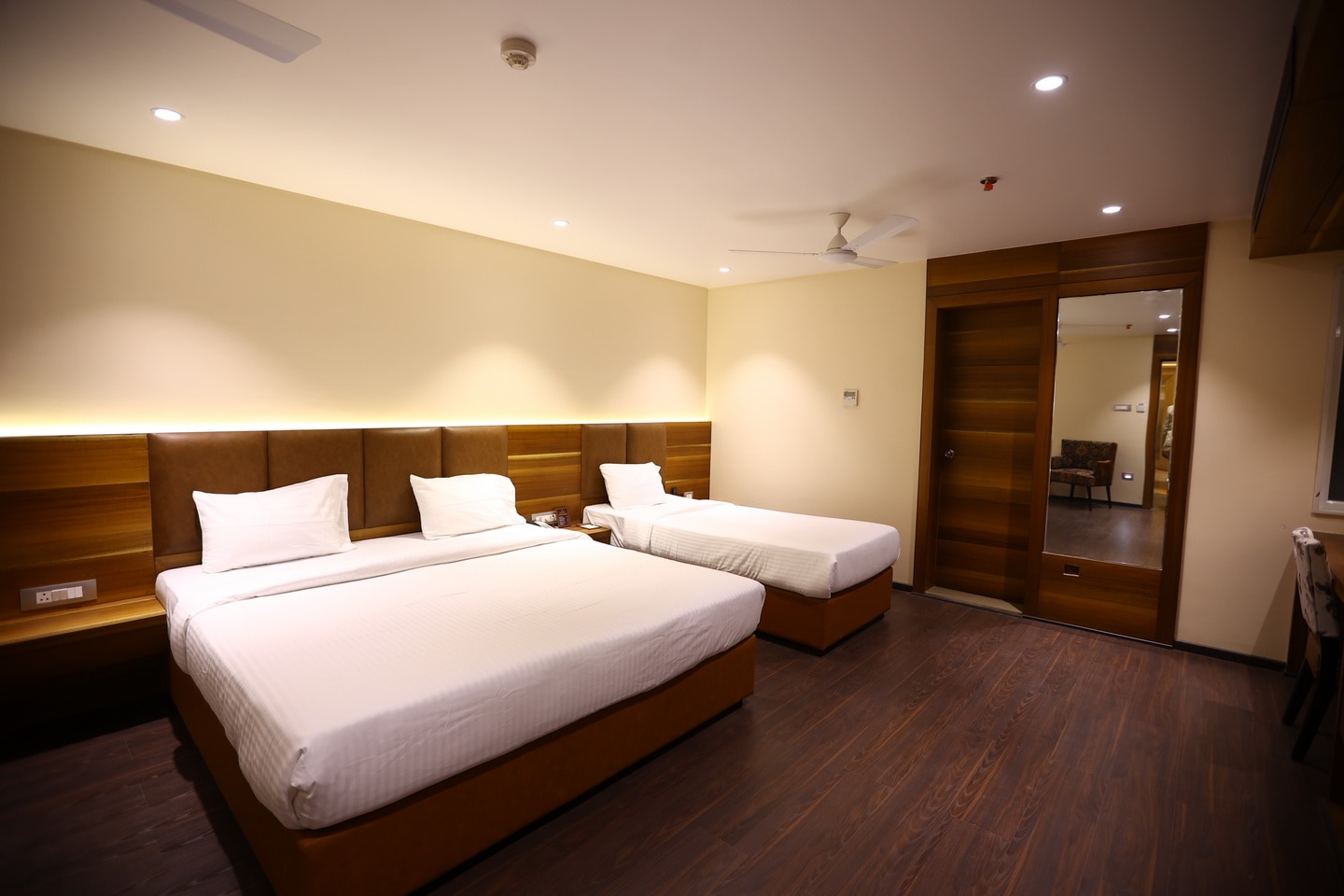 Hotel Ranjit Legacy 𝗕𝗢𝗢𝗞 Bhopal Hotel 𝘄𝗶𝘁𝗵 𝗙𝗥𝗘𝗘 𝗖𝗮𝗻𝗰𝗲𝗹𝗹𝗮𝘁𝗶𝗼𝗻