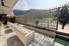 SHARNAM ON THEGANGES (By ShriHanumant HolidayHomes), Rishikesh