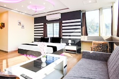 Super Collection O Hirak Road Dhanbad Formerly Hirak Inn, Dhanbad