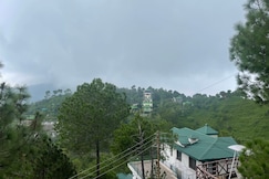 Ollivanders Villa, Solan