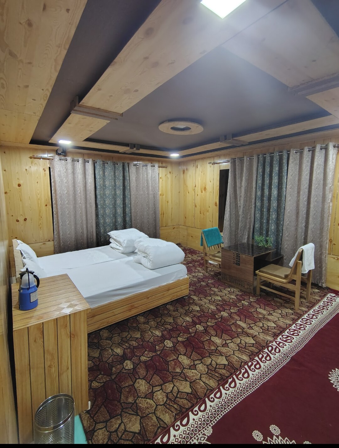 Meadows View Homestay - Tap to explore photos