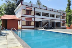 Empire Life Pool Villa, Wayanad
