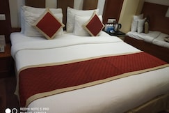 Hotel White House Residency By GRB, Rohtak