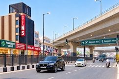 Hotel NS Near Delhi Airport, Delhi