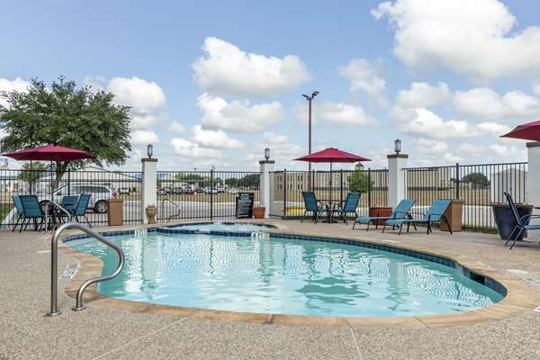 Best Western Plus Victoria Inn & Suites - Tap to explore photos