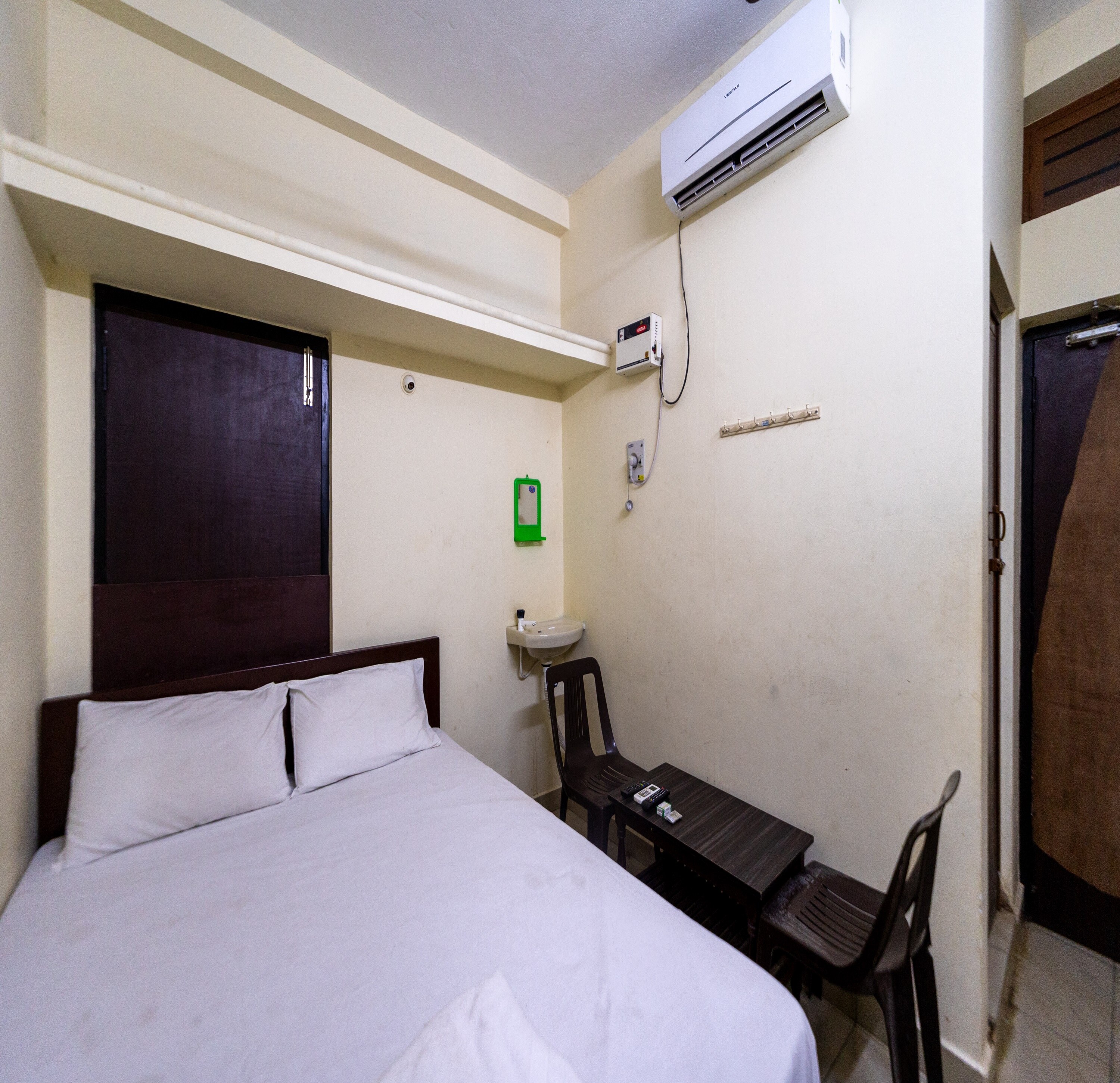 Puducherry Residency - Tap to explore photos
