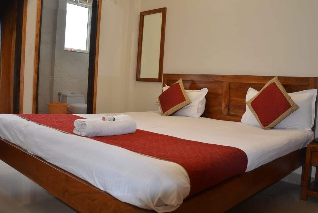 Hotel SRK Hospitality - Tap to explore photos