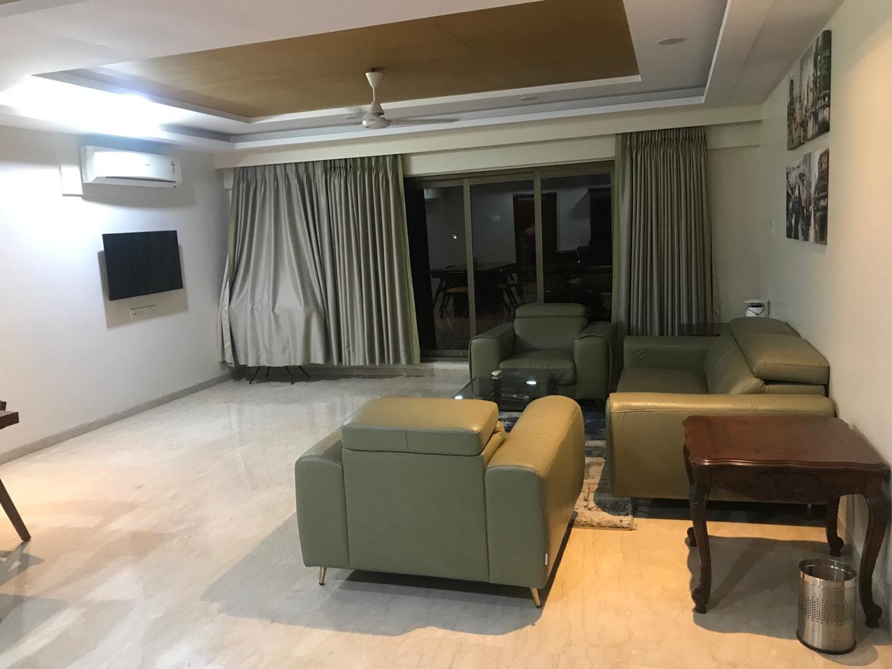 Emcure Guest House - Pali Hill - Tap to explore photos
