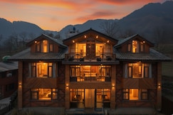 The Pahalgam Pines, Pahalgam