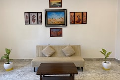 Naval Naveli Stays, Varanasi