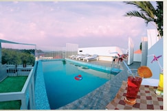 Hotel Ambalakkara Regency, Kottarakara