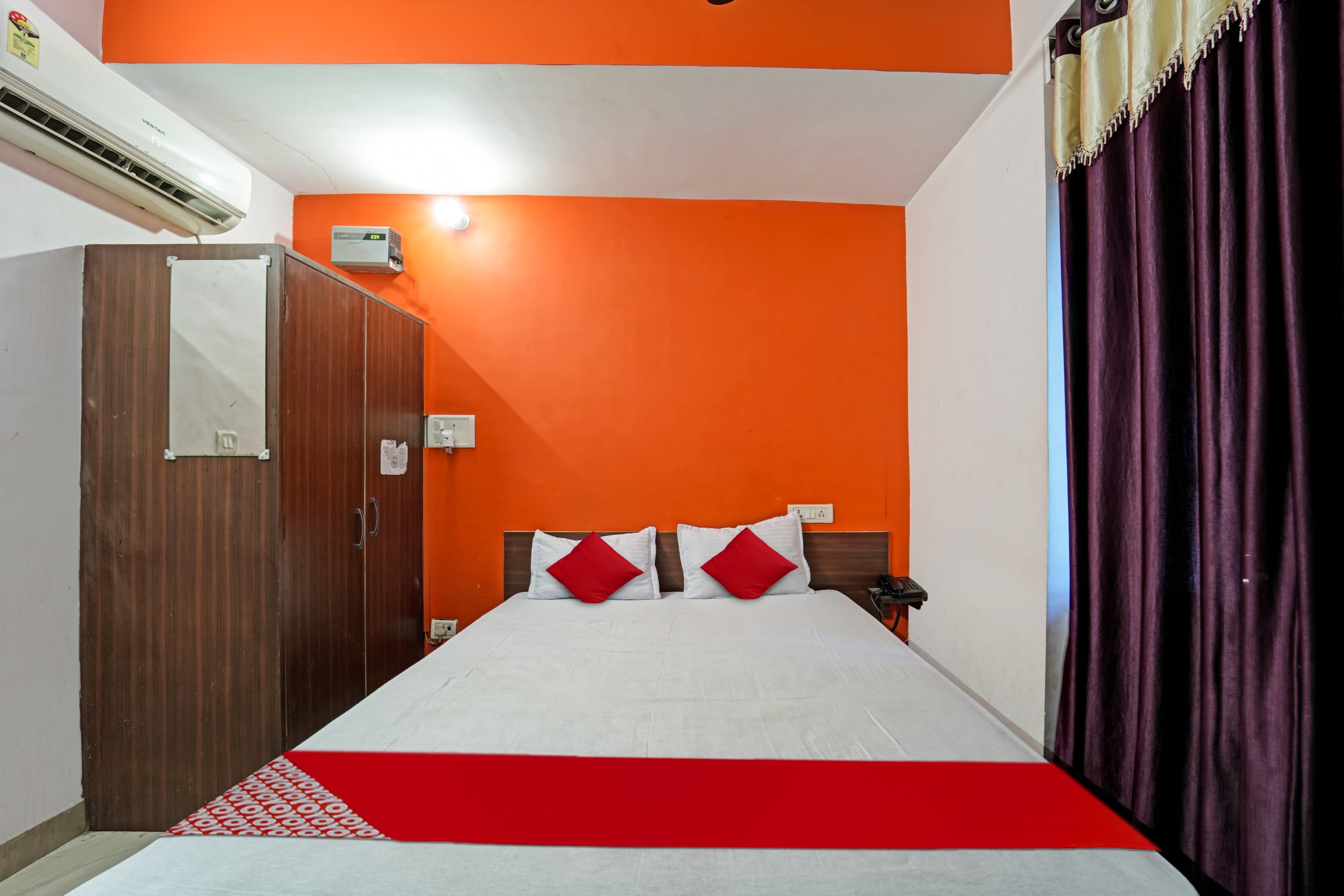 Hotel O Flagship Hotel Maa Shitla - Tap to explore photos