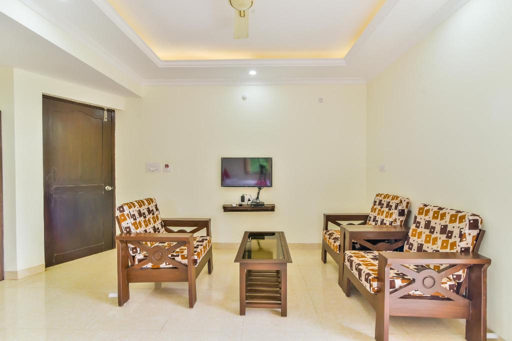 Sankalp Residency-rooms (Double Bedded Rooms) - Tap to explore photos