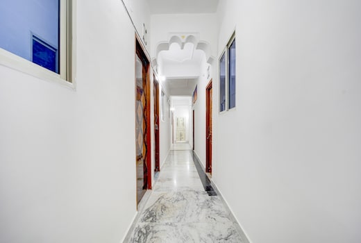 Hotel O The Diamond Palace