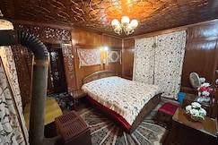 Houseboat zogila, Srinagar
