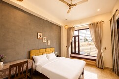 Spacious Luxury 2BHK Villa w Private Patio, Udaipur