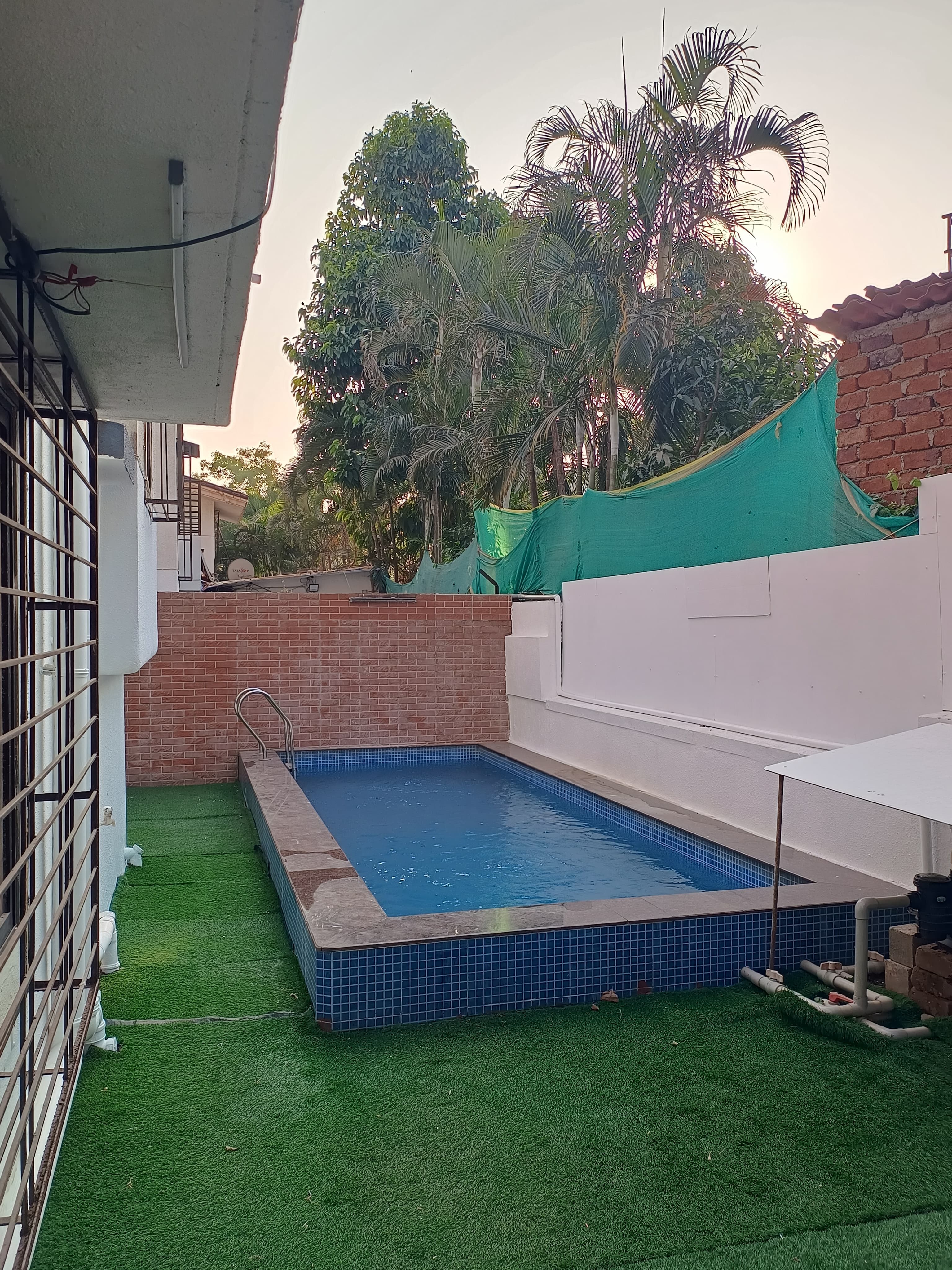 Avlon Villa with Pvt Pool, Lonavala 2