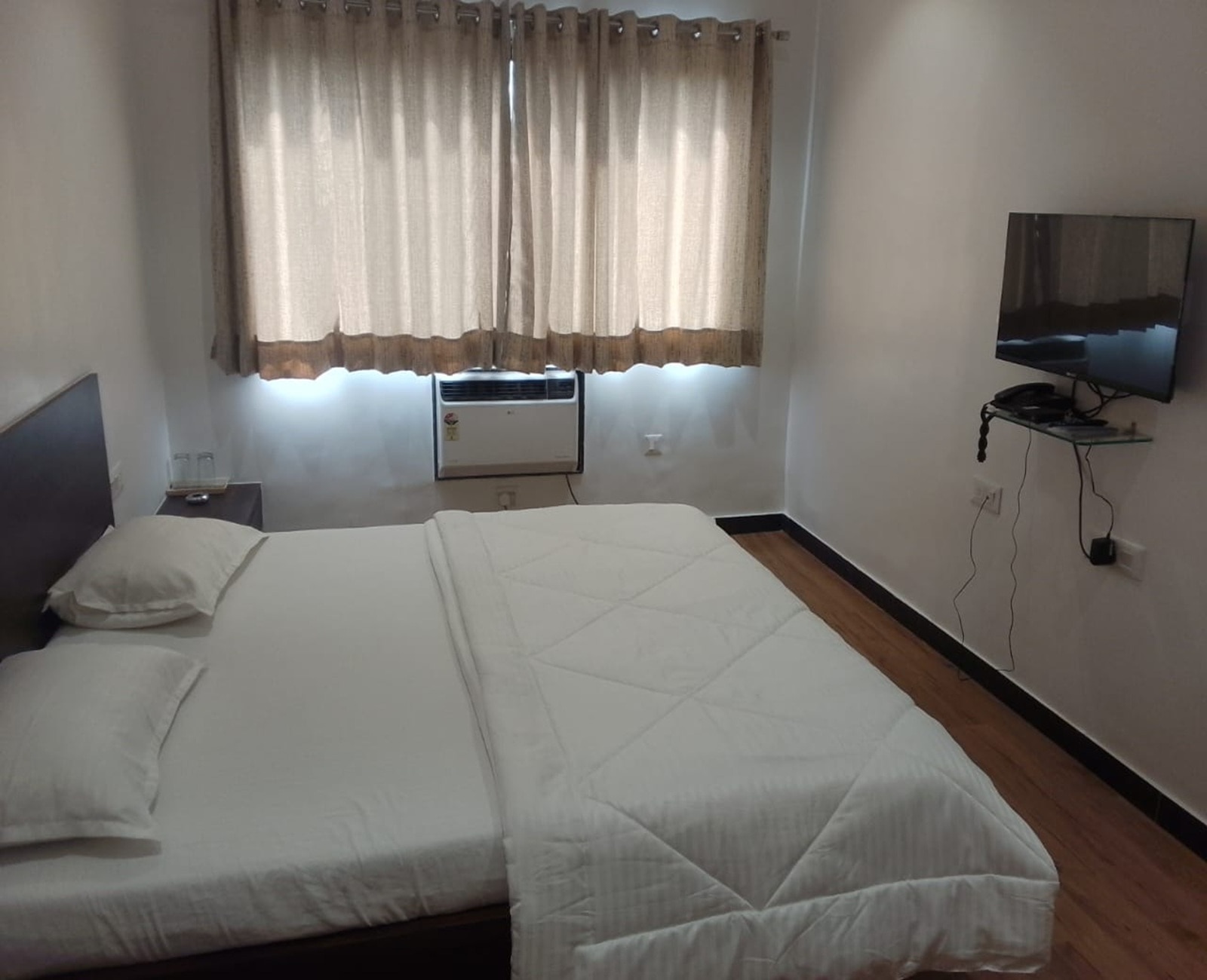HOTEL ANUSHA