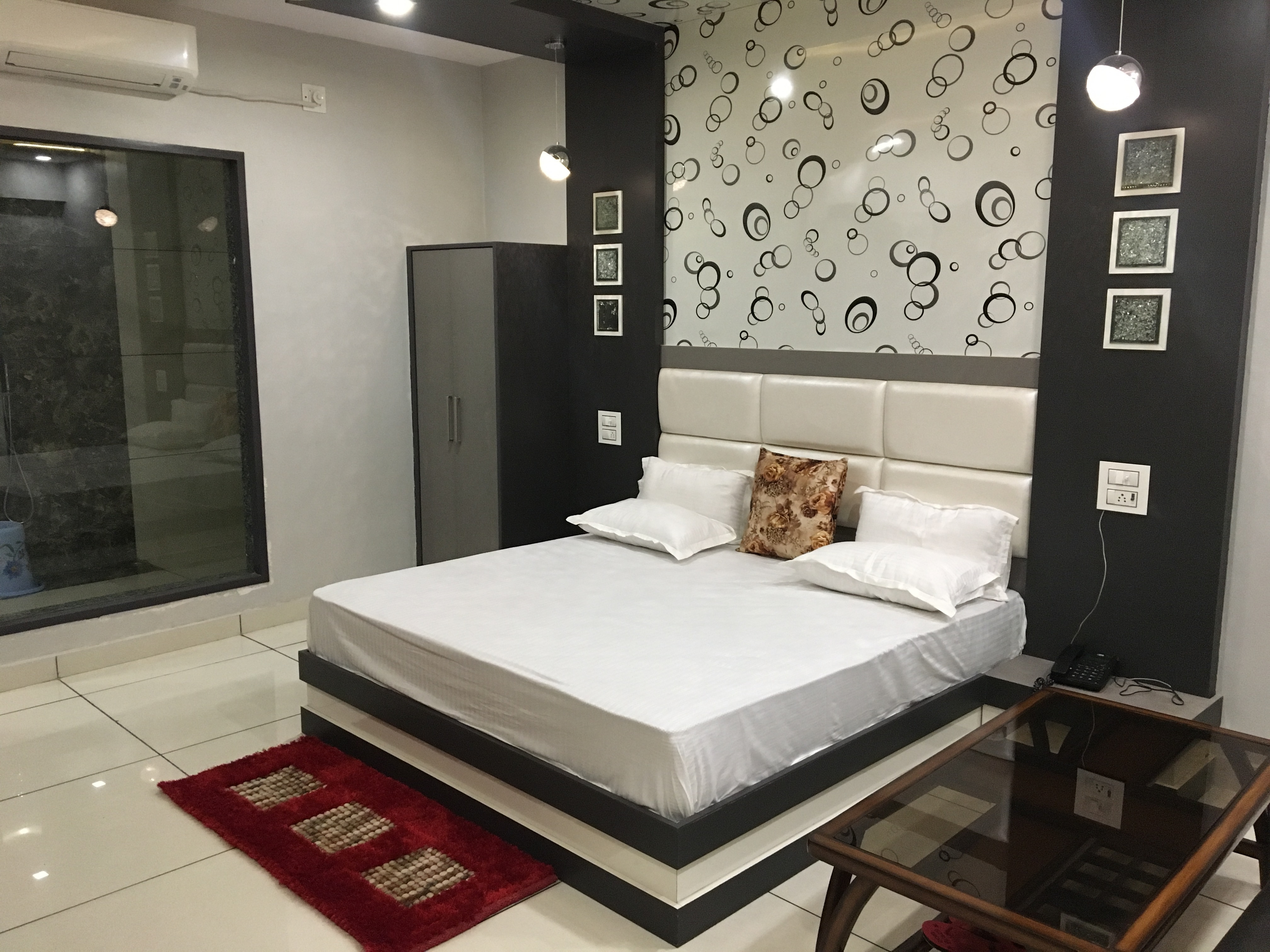 Mithilesh Hotel - Tap to explore photos