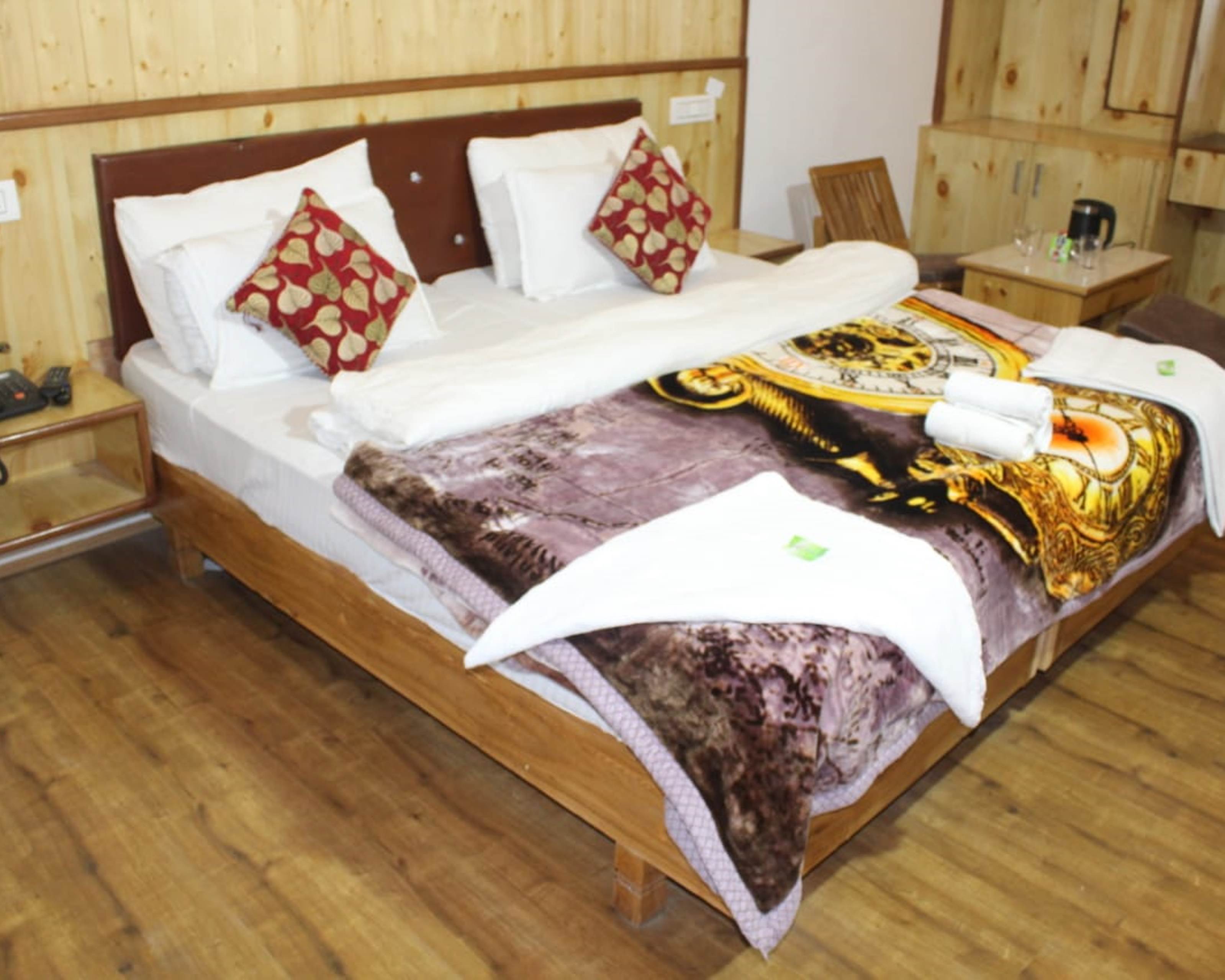 Photo 8