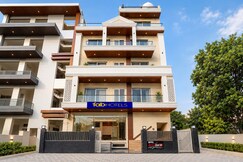 FabHotel Drive Inn, Greater Noida