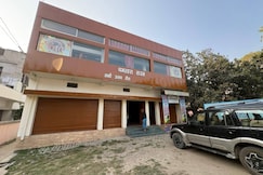 The FirstPage Rooms (Mahnar), Samastipur