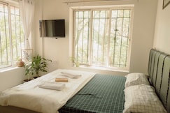 Charming Tranquil Pvt Room in Shared Home, Kolkata