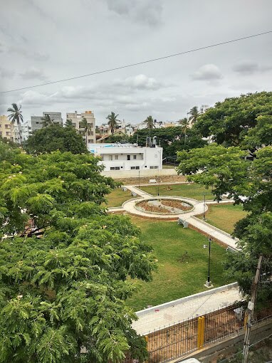 Z Express Park View - Tap to explore photos