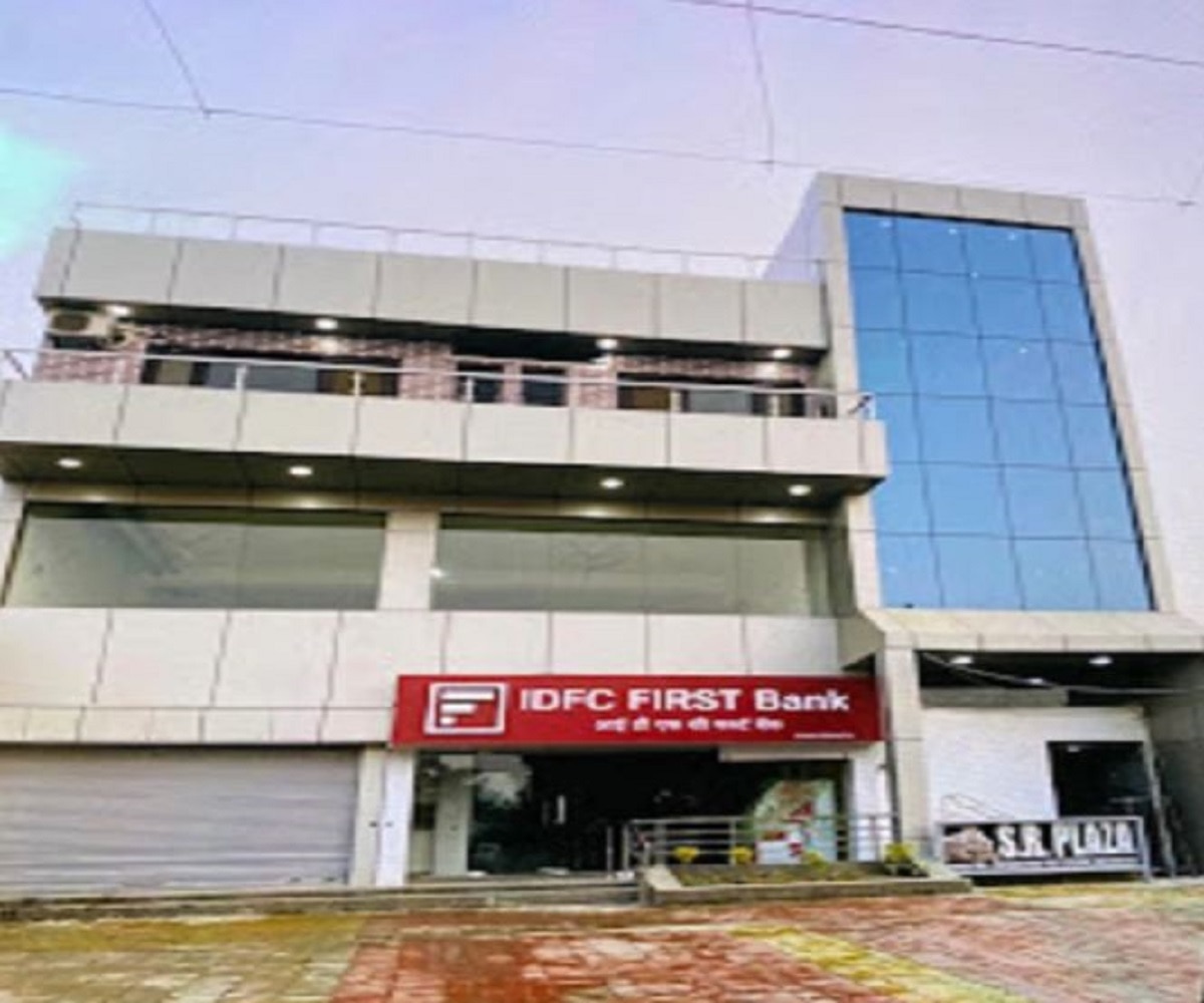 SR Plaza Jewar - Tap to explore photos