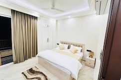 Modern Sunlit Suite 5 Min to Metro Hubs, Gurgaon