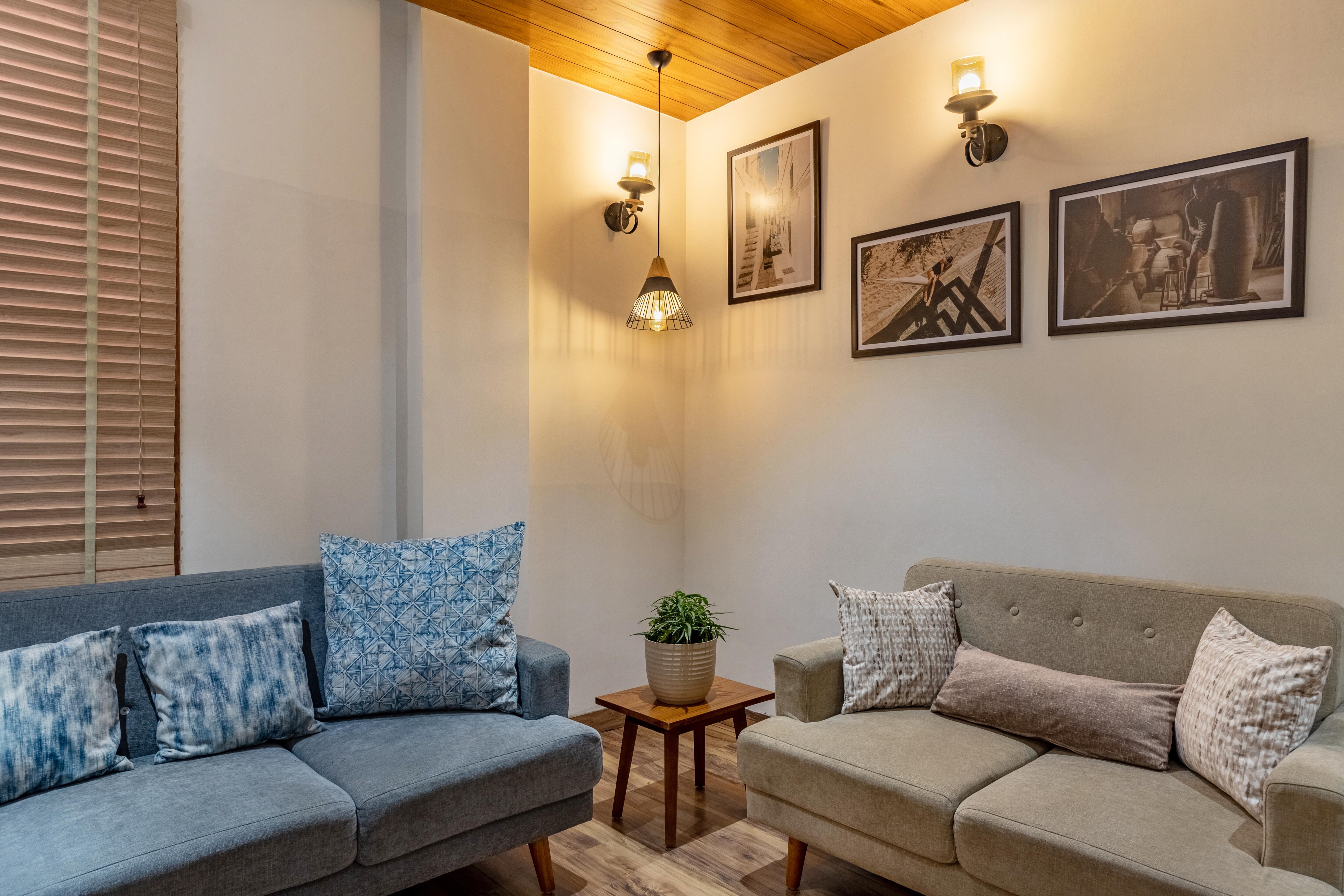 Lavish 3BHK on the Footsteps of The Himalayas - Tap to explore photos