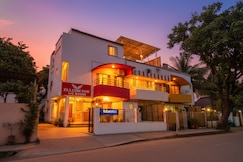 FabHotel New Falcon Inn, Pune