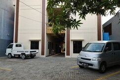 Hotel O Mahendra HomestayNearTaman Wisata Bukit Rurukan, North Sulawesi