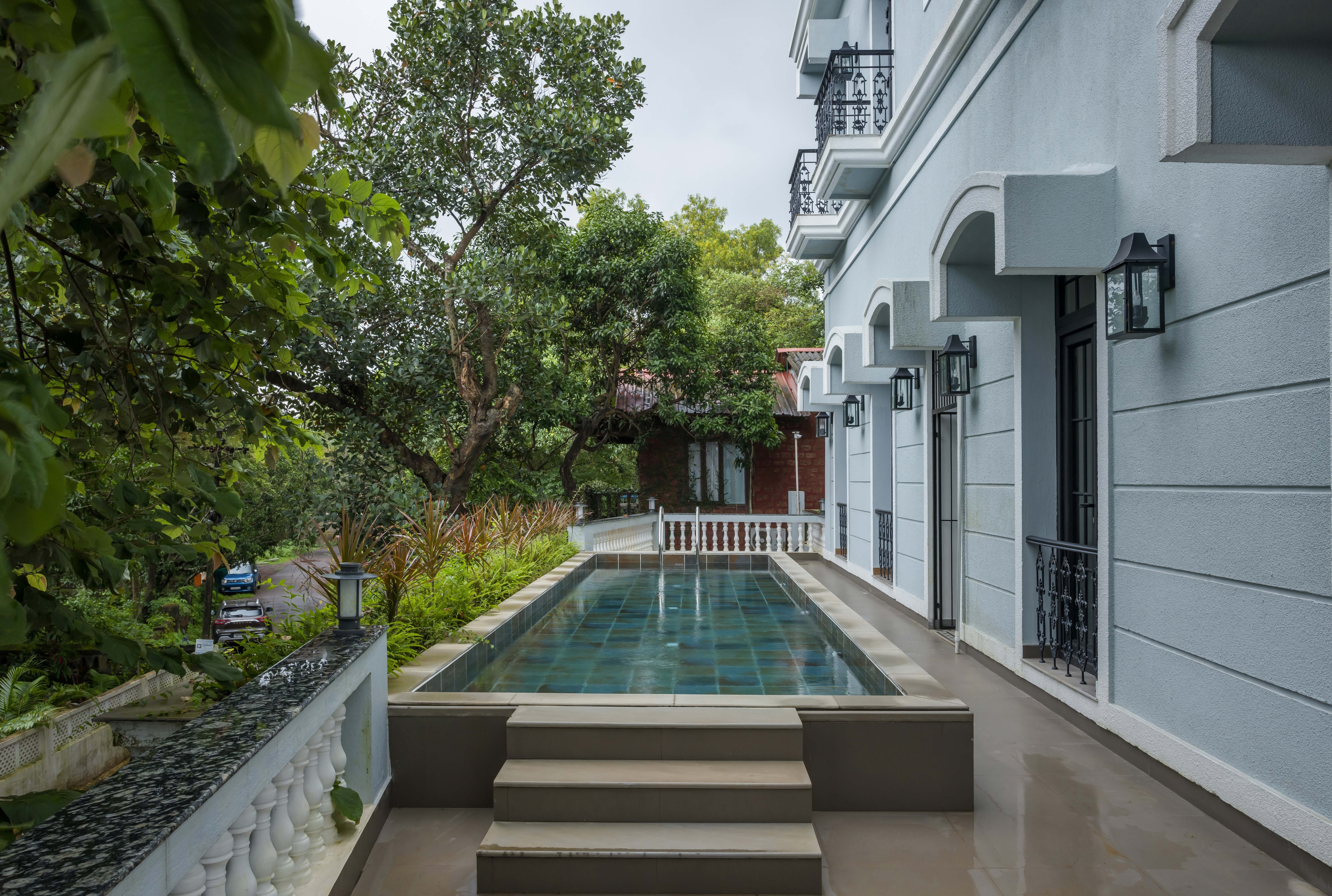 Grosvenor House - 3BR Duplex with Pool in Assagao | Hireavilla - Tap to explore photos