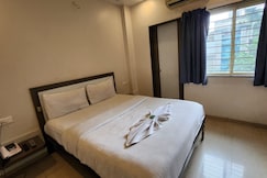 Hotel Radhika, Malegaon