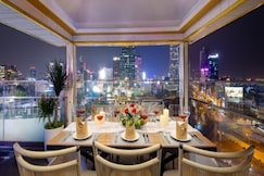 Winsuites Saigon Hotel