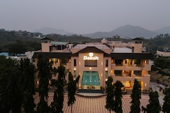 Daksh The Fateh Retreat - A Lake View Resort in Udaipur, Udaipur