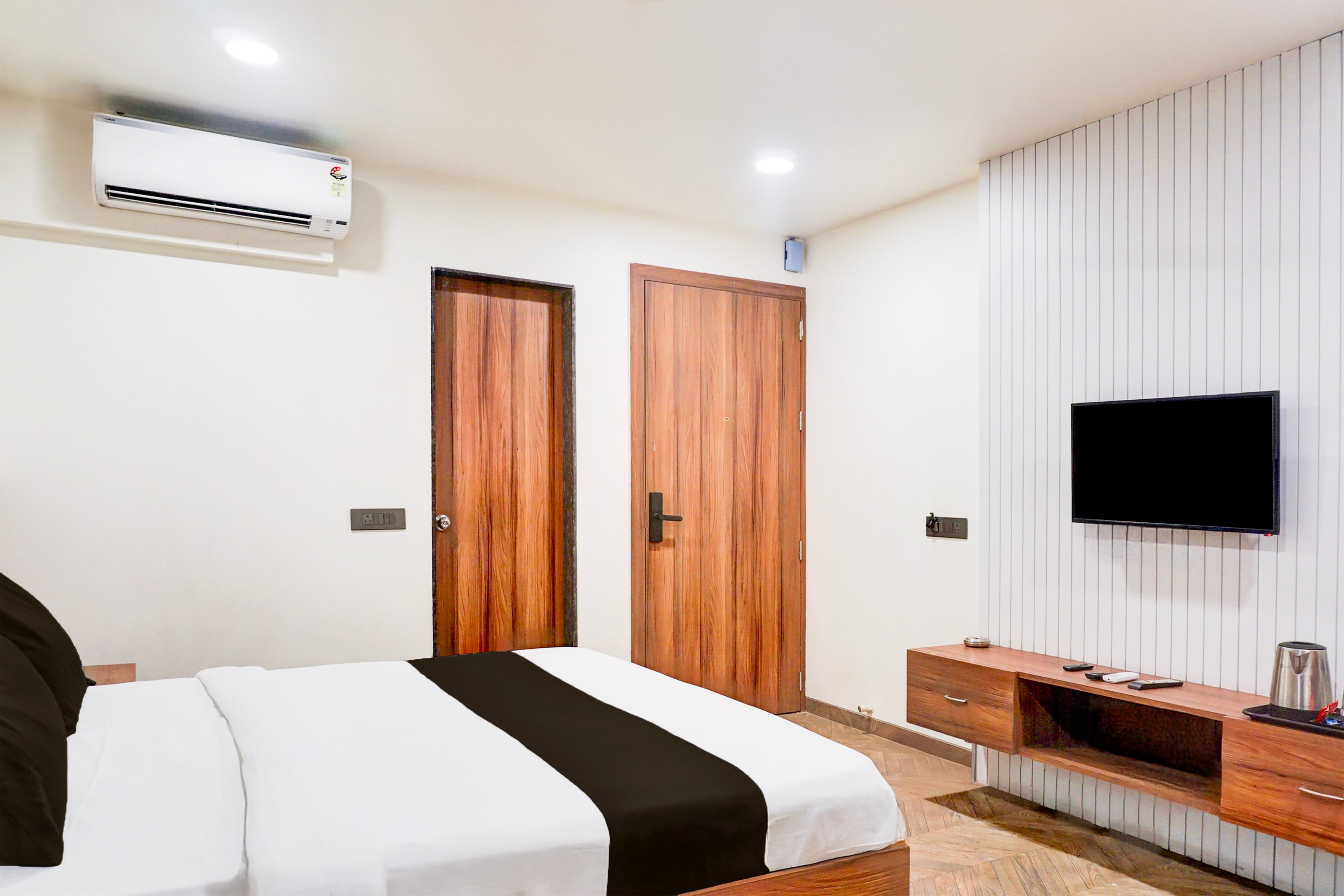 Viman Nagar formerly Kuber Inn - Tap to explore photos