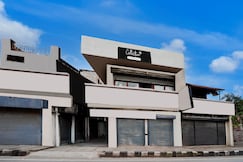 Super Collection O Dehradun Central Formerly Hotel Orange Residency, Dehradun