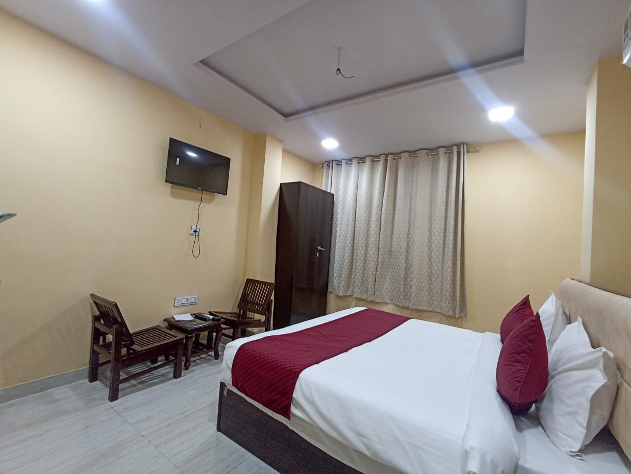 Hotel Aravali inn - Tap to explore photos