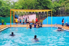 NS DOSTI FARM, Karjat