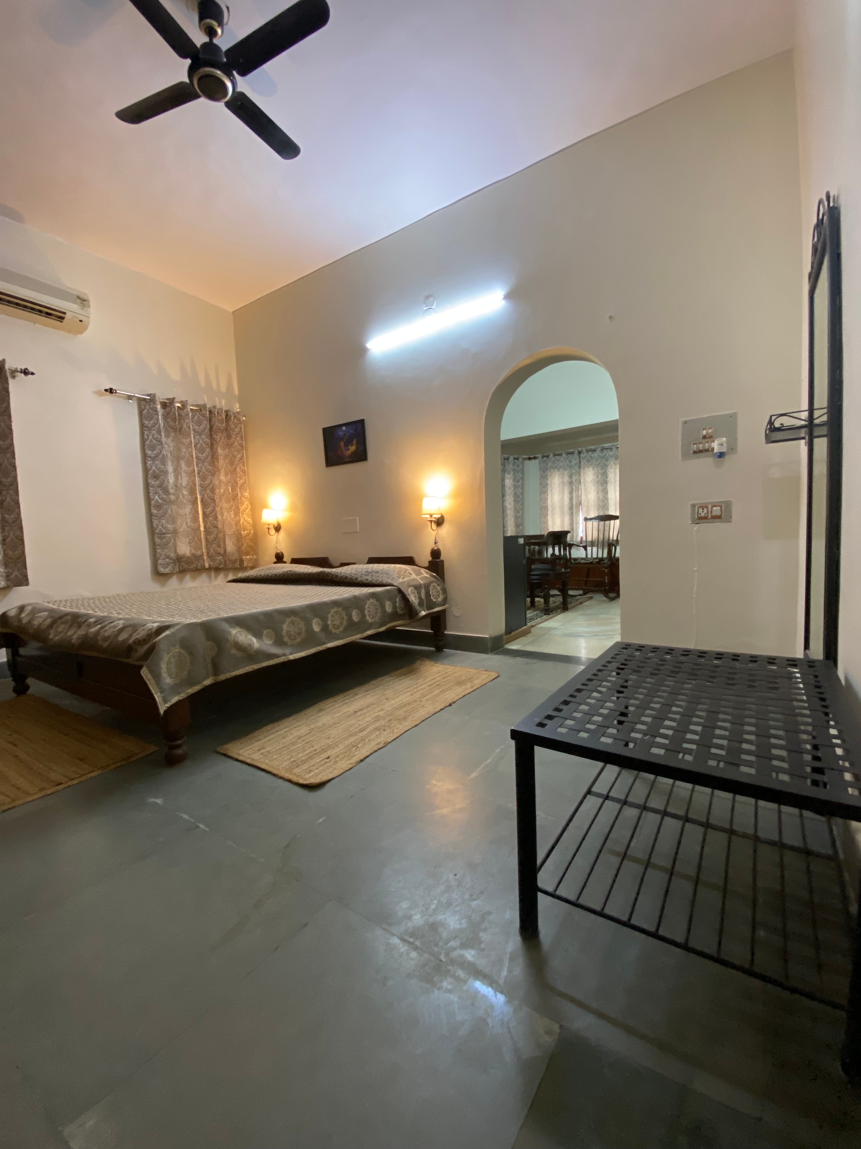 Samar Niwas Home Stay - Tap to explore photos