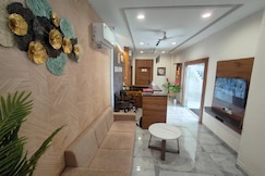 Hotel Lee Pride, Anand