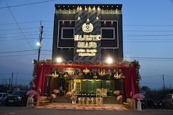 Hotel Majestic Grand, Kanpur