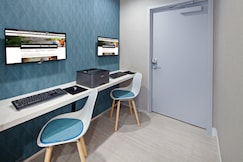 Holiday Inn Express Hotel & Suites Hollywood Walk of Fame, Los Angeles