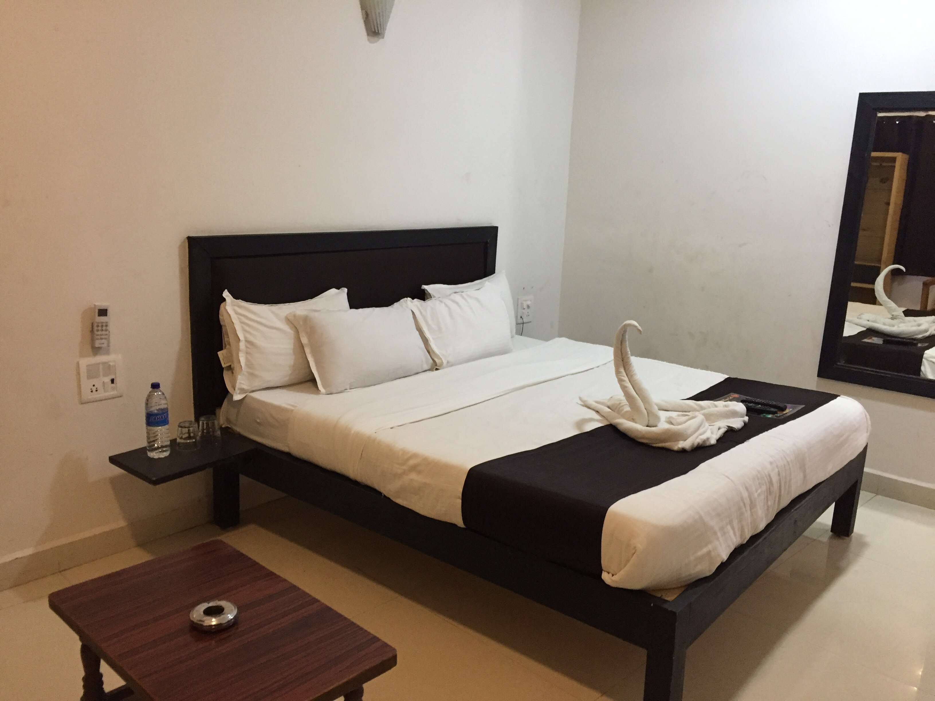 Calangute Village | Rooms & Guided Treks - Tap to explore photos