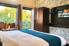 Corbett Nature Walk Resort (1min Walk to River and Sitabani Safari Gate), Dhampur