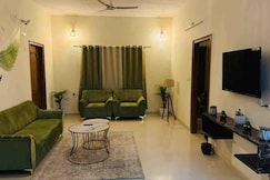 Grootstays | Entire 3BR Apartment, Varanasi