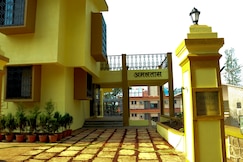 Amaltas Dormitory on Mahableshwar - Panchgani Road, Wai
