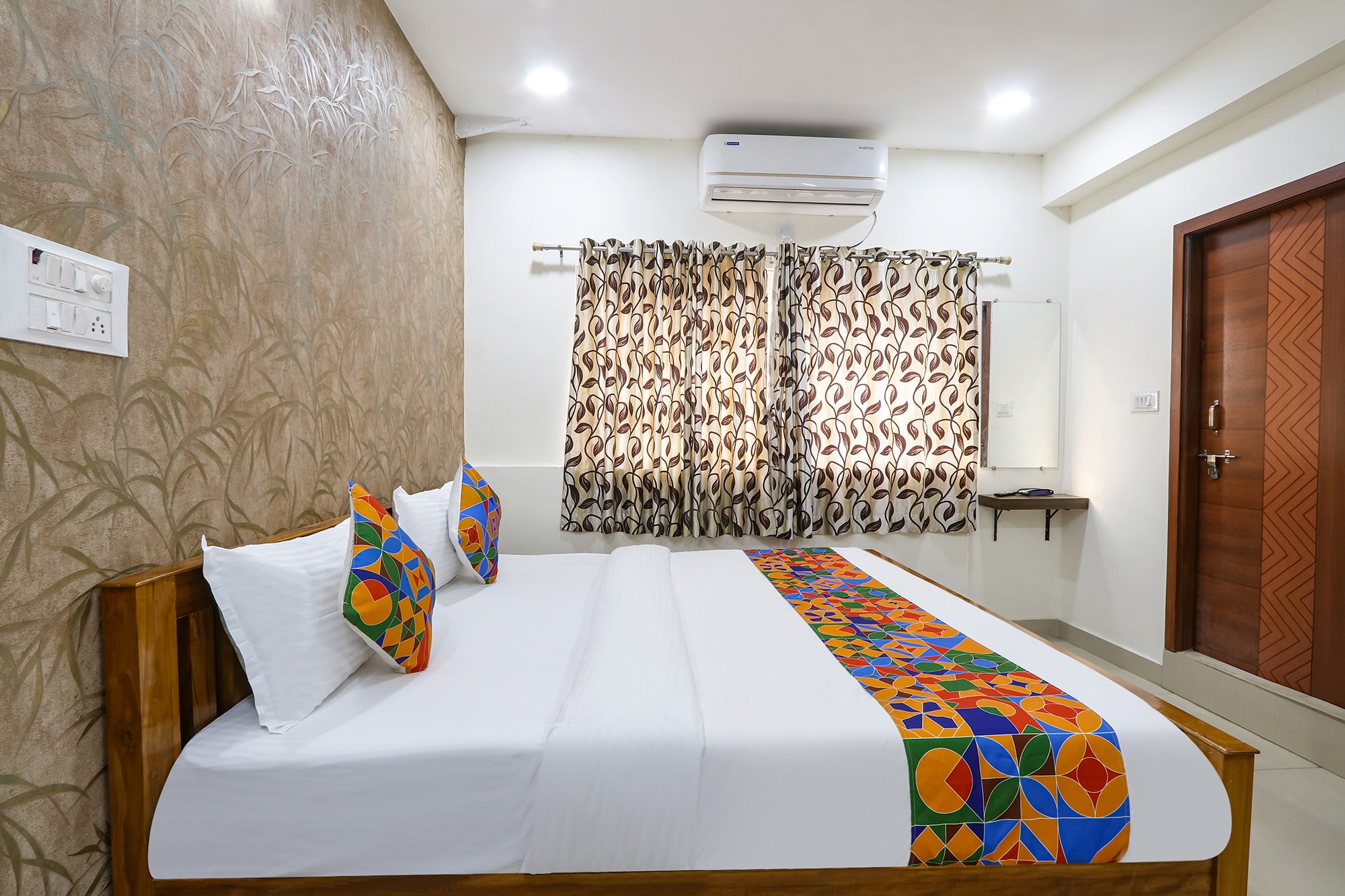 FabHotel VGR Comforts - Nr Khairtabad Metro Station - Tap to explore photos